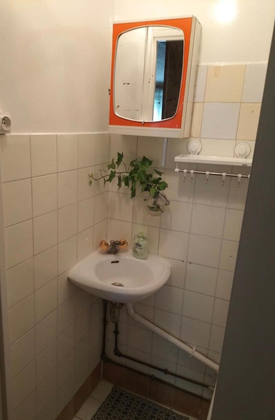 Homestay Private With 2 Double Bed Metro 5 No Key Check In 8pm- Checkout 12noon